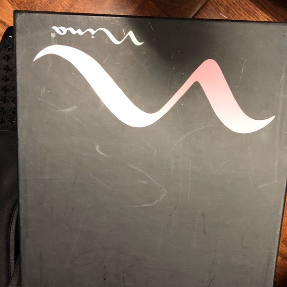 Evening Shoes - Picture 3 of 5